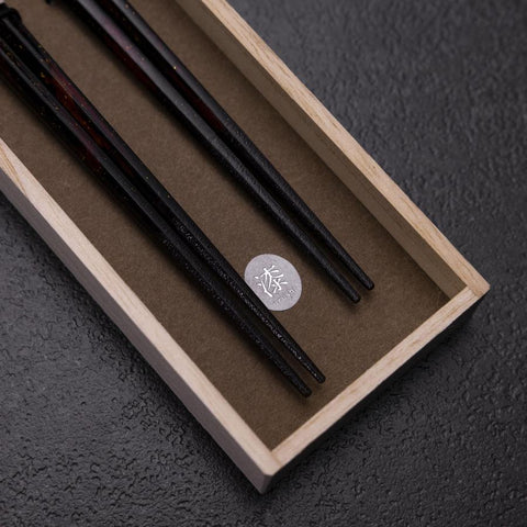 Rokkaku Akira (hexagon) Lacquered Wooden Chopsticks Set 215mm Red and 235mm Black with Paulownia Wooden Box