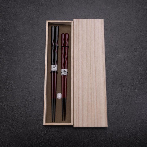 Urushi Hori Benkei Lacquered Wooden Chopsticks Set 210mm Red and 230mm Black with Paulownia Wooden Box