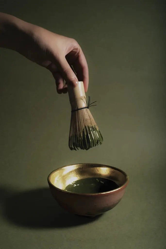 Cuenco y batidor de matcha